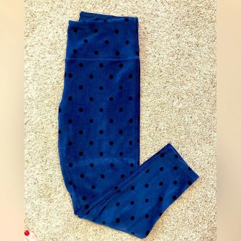 NWOT Cozy Ribbed High Waisted Polka Dot Leggings w/Revolutionary Tummy control